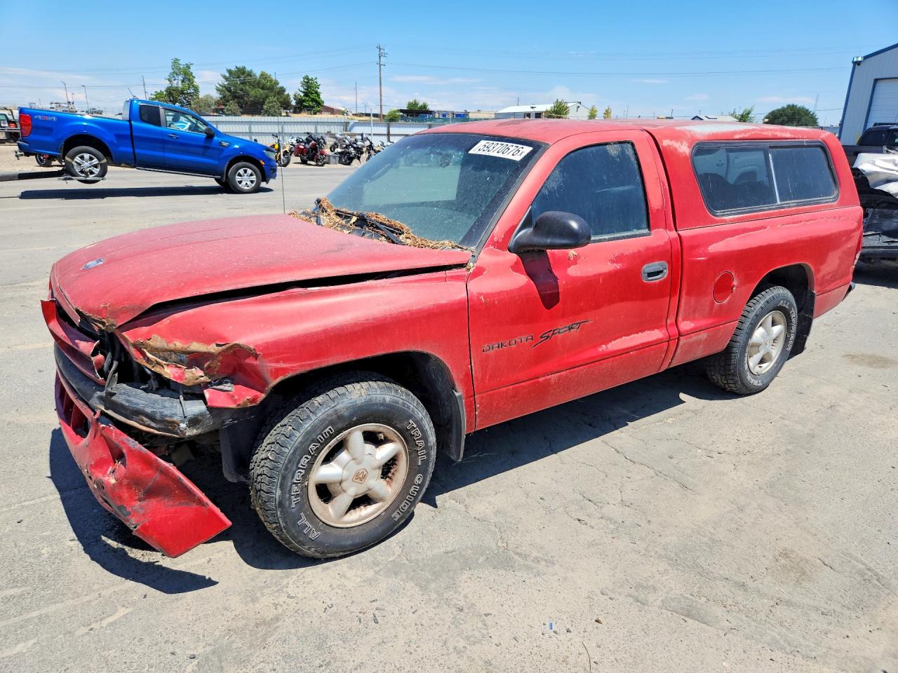 1B7FL26X8YS742647 · 2000 DODGE DAKOTA