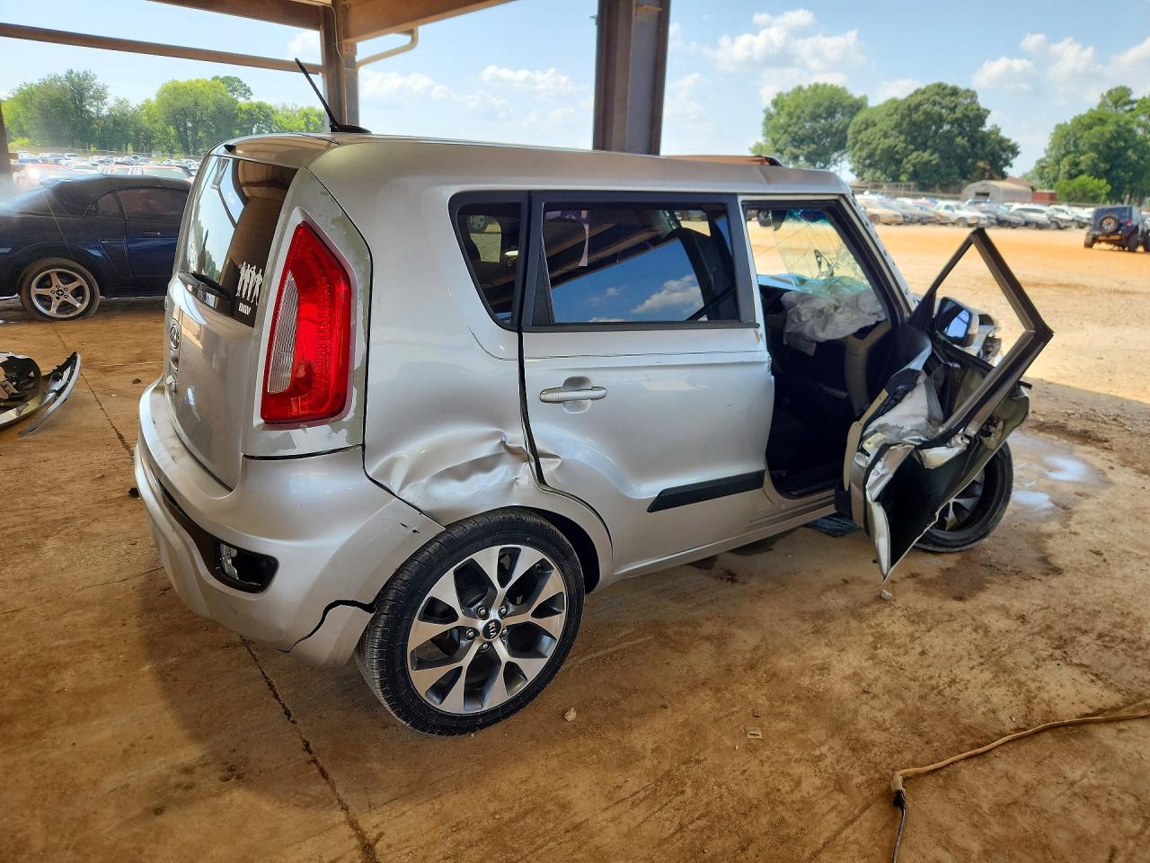 KNDJT2A69C7427215 · 2012 KIA SOUL · 3/14