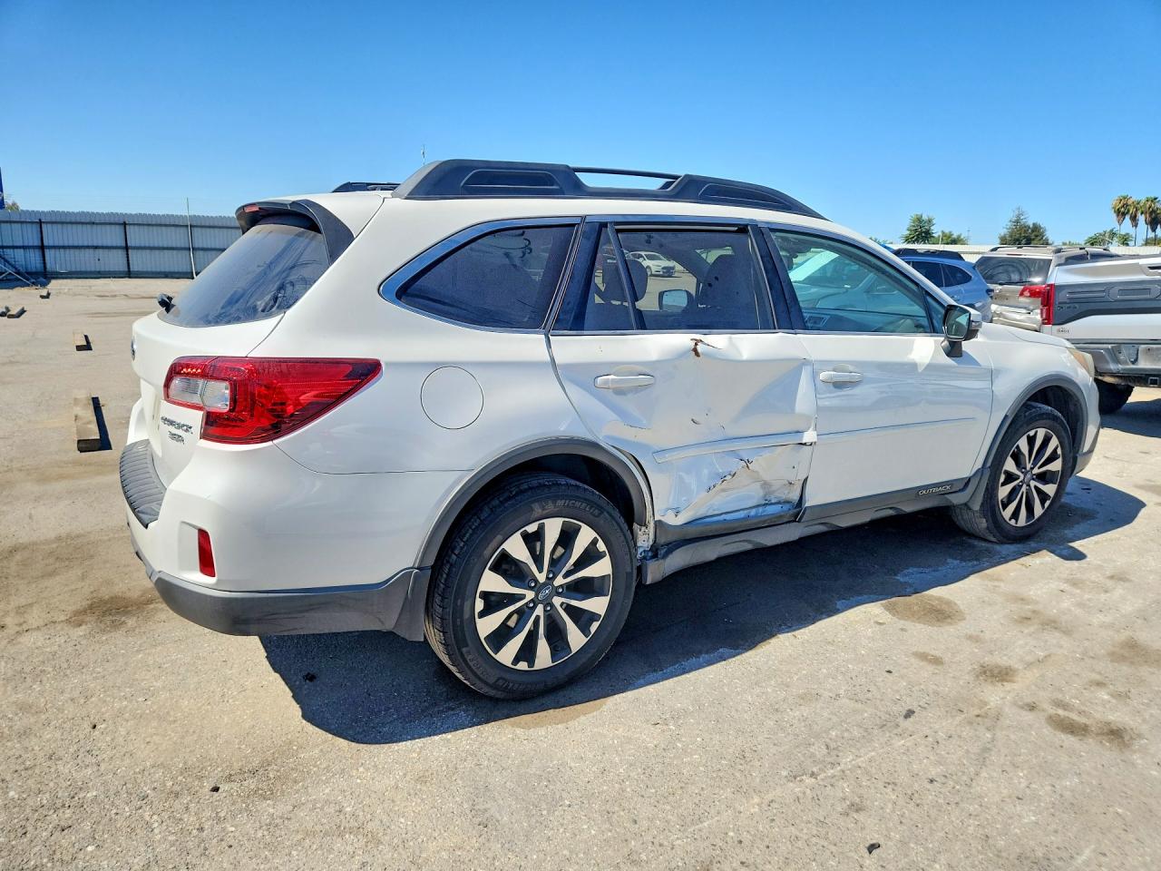 4S4BSENC7F3349503 · 2015 SUBARU OUTBACK · 3/12