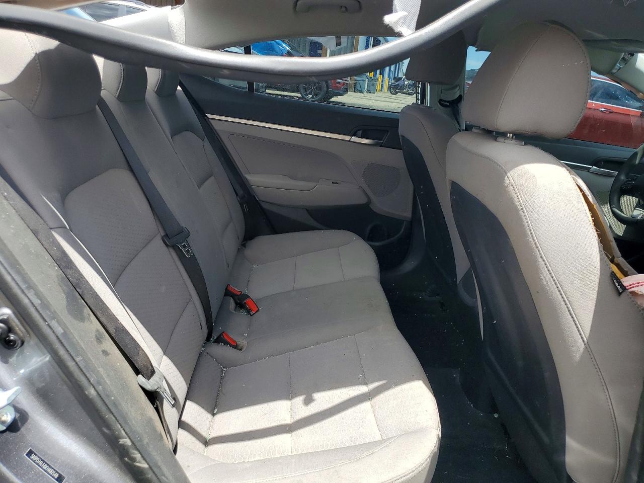 5NPD74LF8KH482548 · 2019 HYUNDAI ELANTRA · 10/12