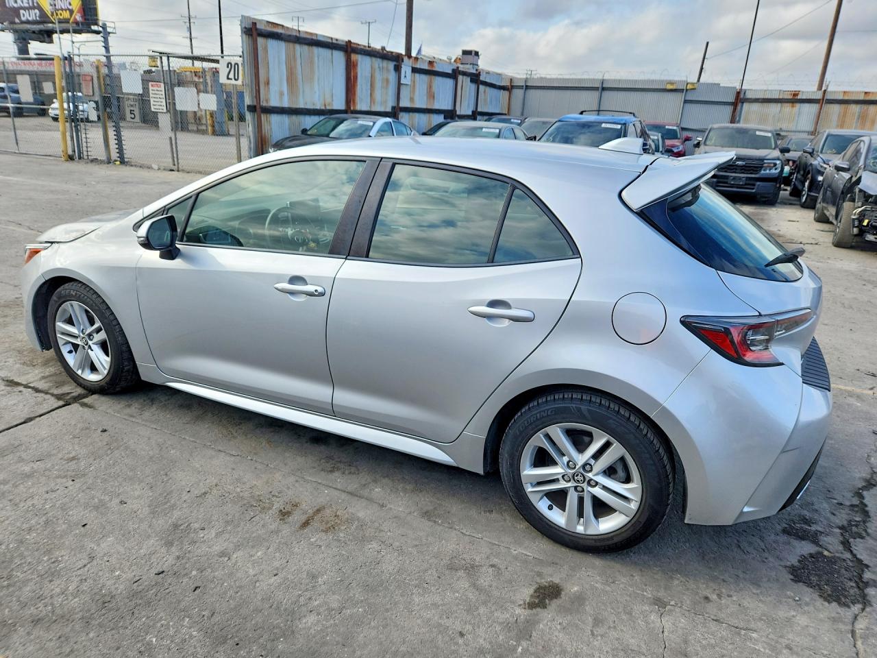 JTNK4RBE3K3060667 · 2019 TOYOTA COROLLA HATCHBACK · 2/13