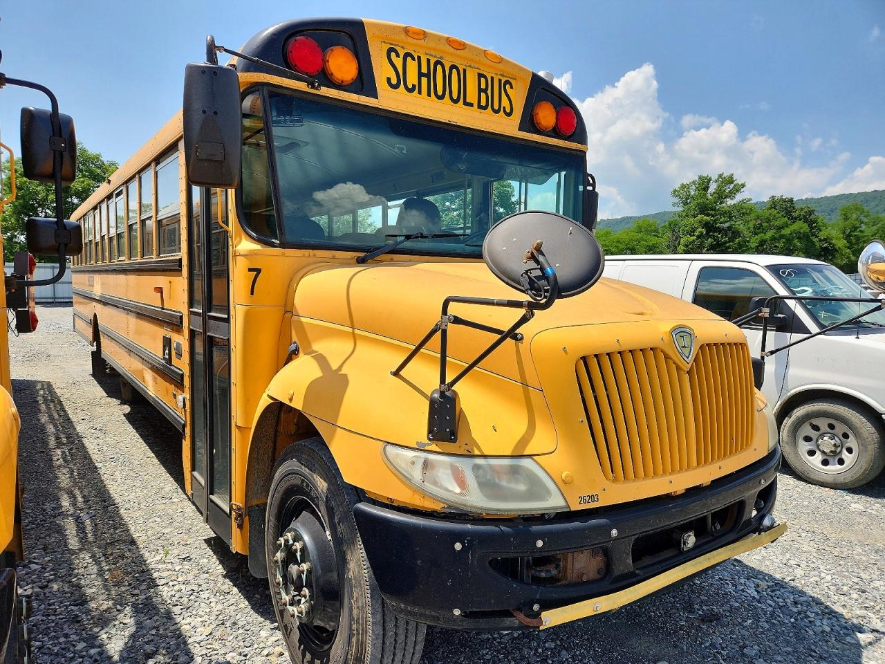 4DRBUSKN9BB368147 · 2011 IC CORPORATION SCHOOL BUS