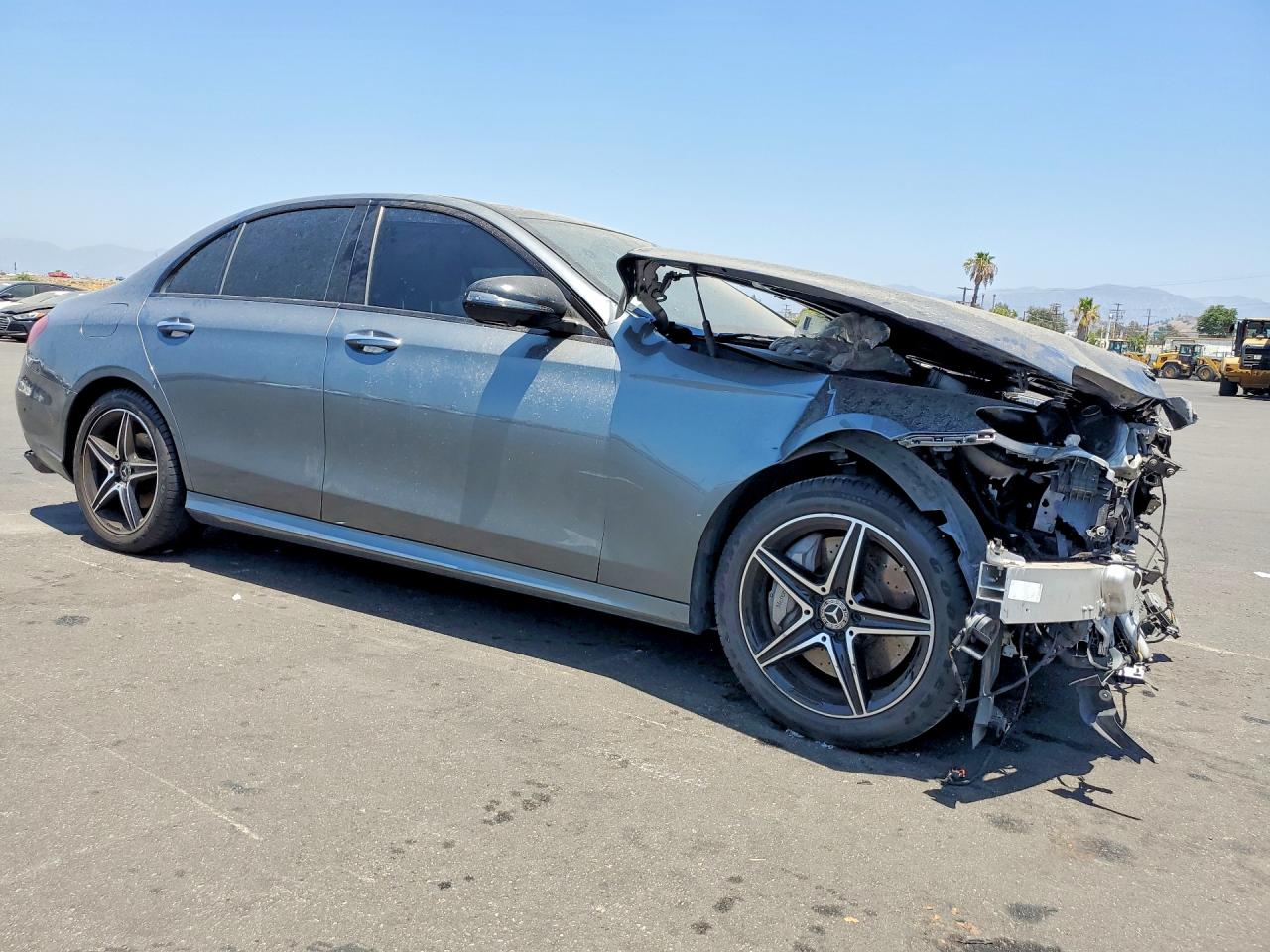WDDZF4KB3KA627502 · 2019 MERCEDES-BENZ E · 4/12