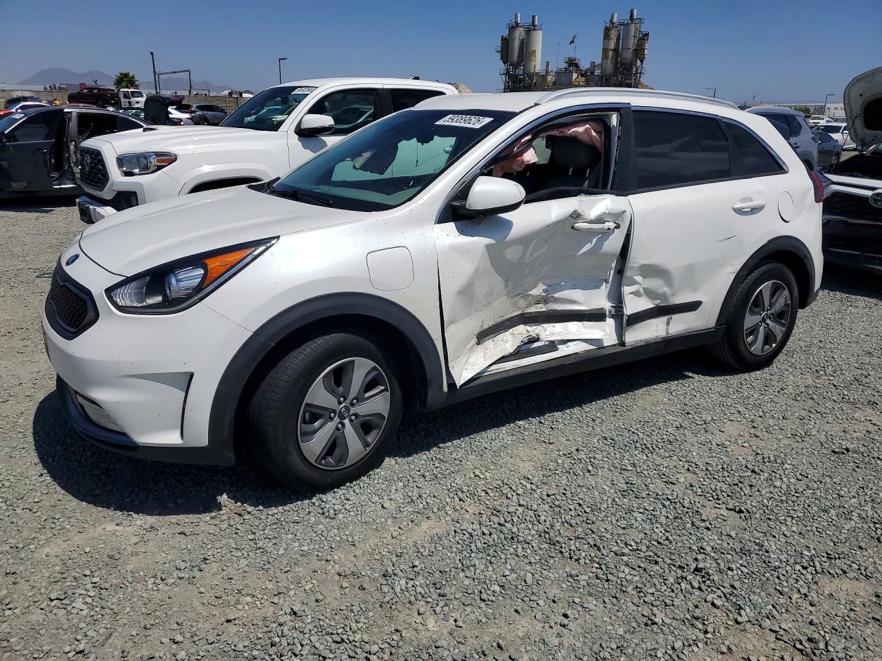 KNDCM3LD3K5323031 · 2019 KIA NIRO