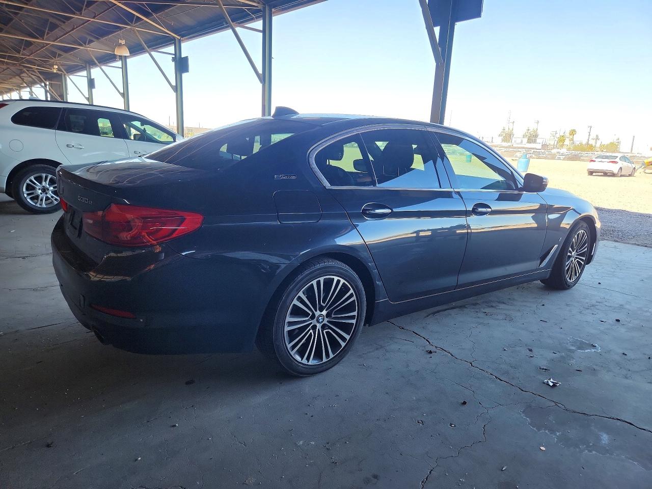 WBAJA9C52JB252784 · 2018 BMW 530E · 3/12