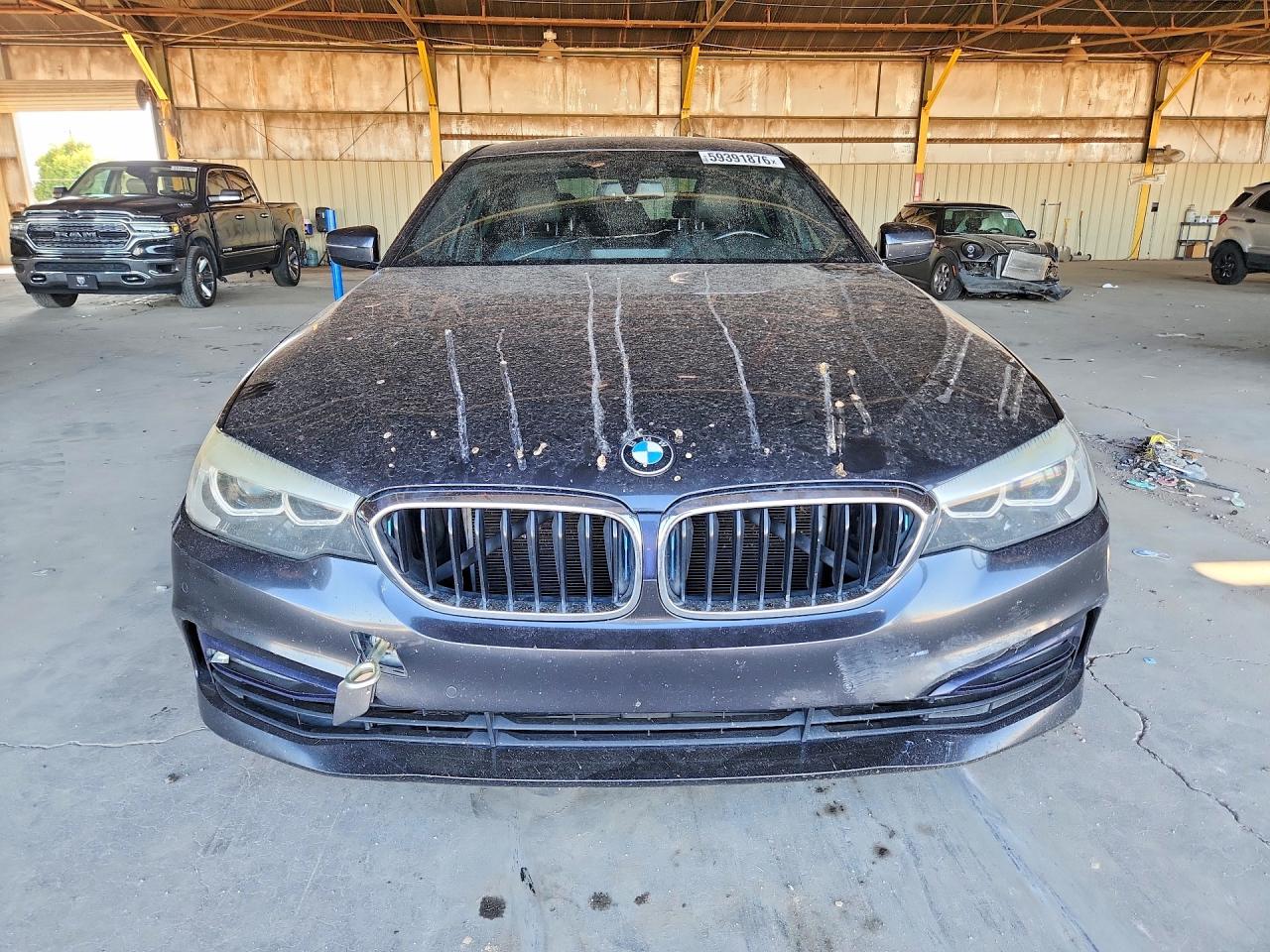 WBAJA9C52JB252784 · 2018 BMW 530E · 5/12