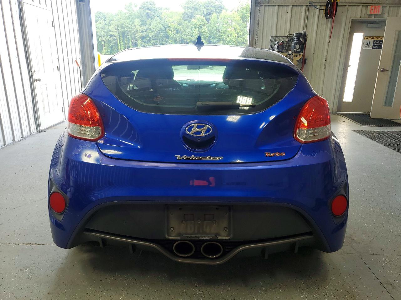 KMHTC6AE9FU220266 · 2015 HYUNDAI VELOSTER · 6/12