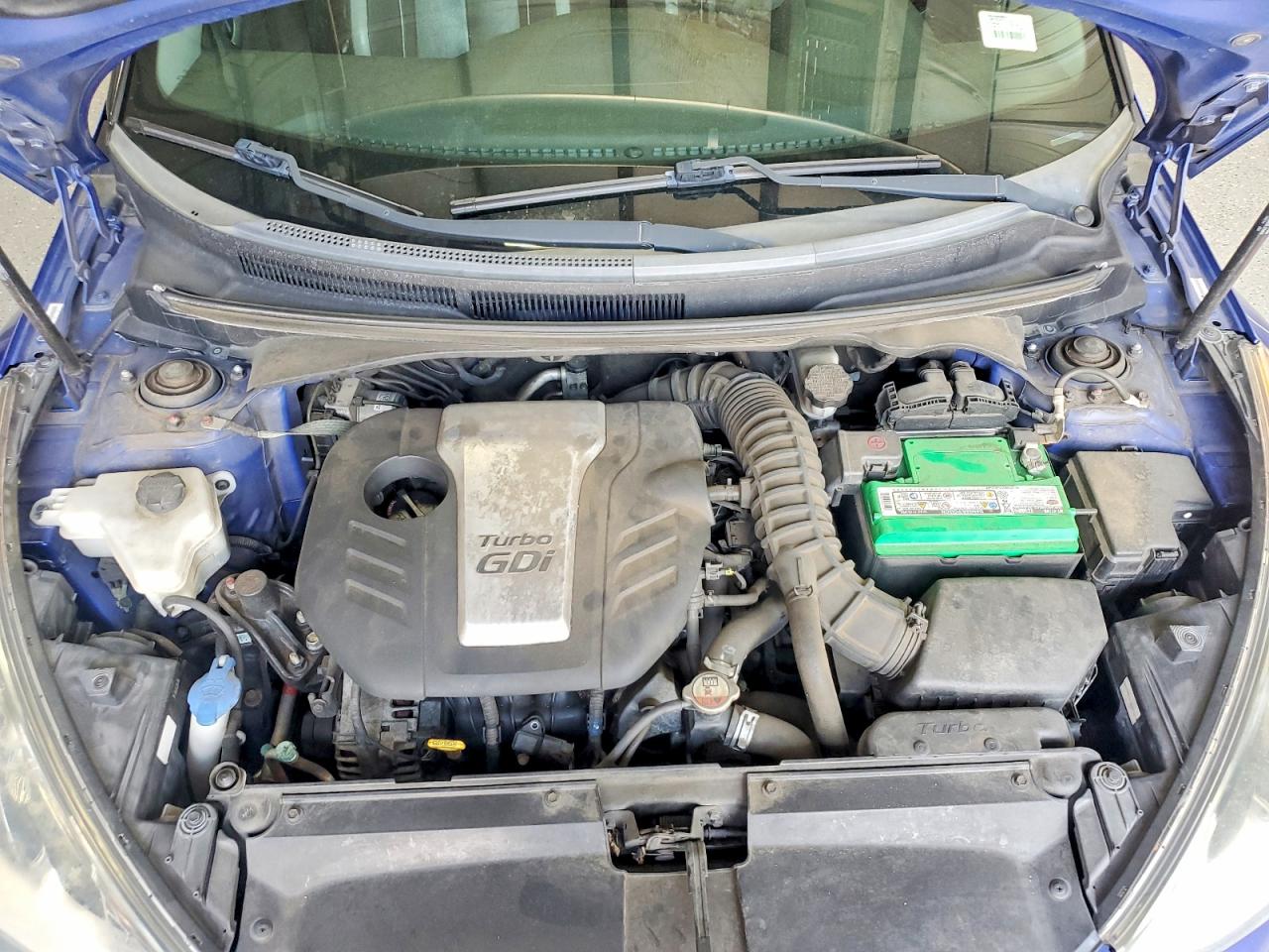 KMHTC6AE9FU220266 · 2015 HYUNDAI VELOSTER · 11/12