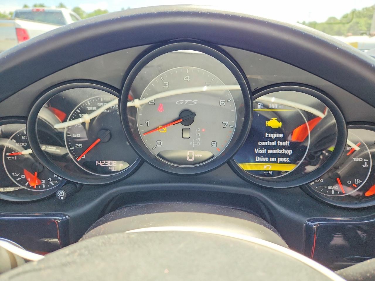 WP0AF2A78GL081039 · 2016 PORSCHE PANAMERA · 9/12