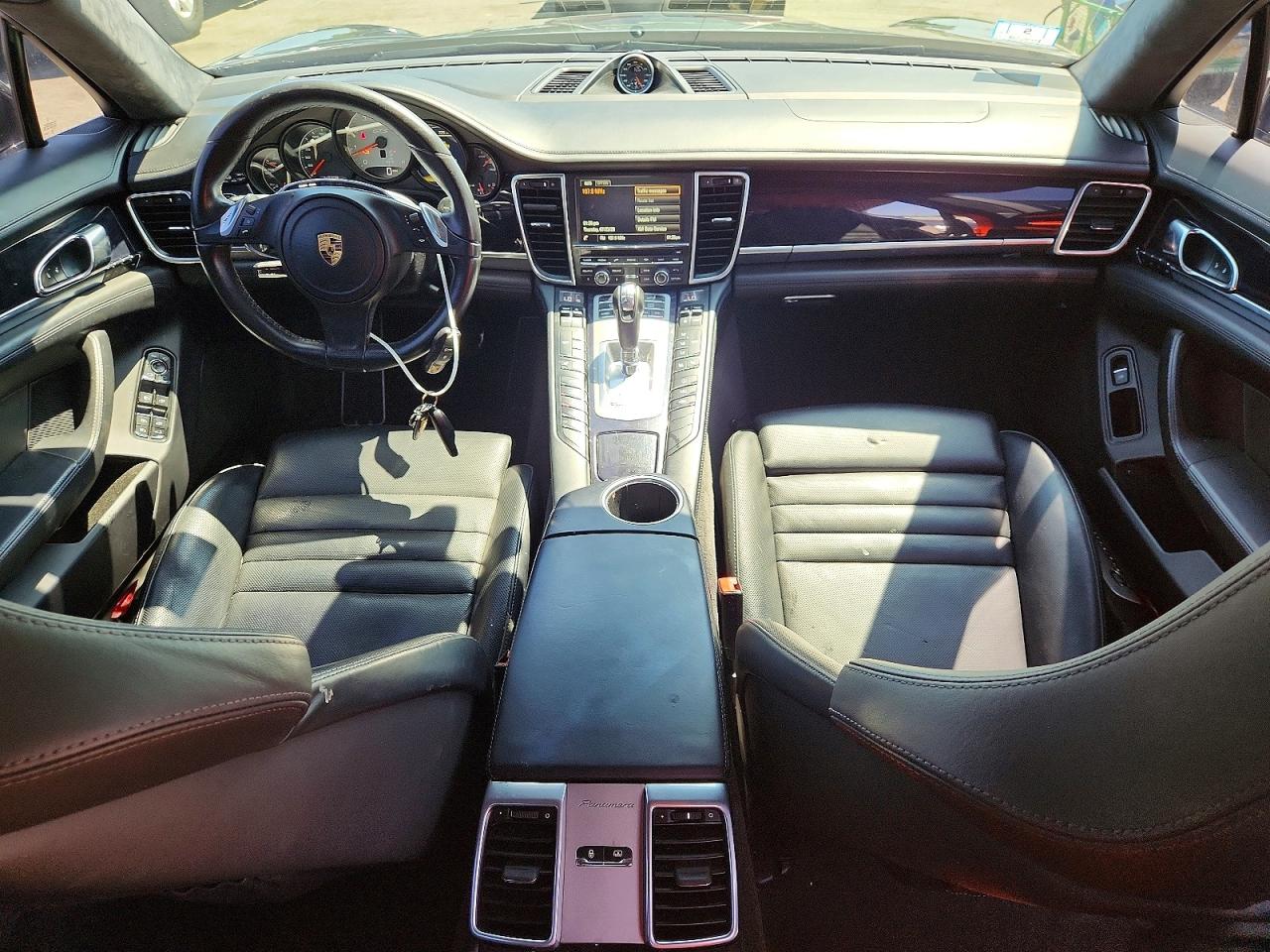 WP0AF2A78GL081039 · 2016 PORSCHE PANAMERA · 8/12
