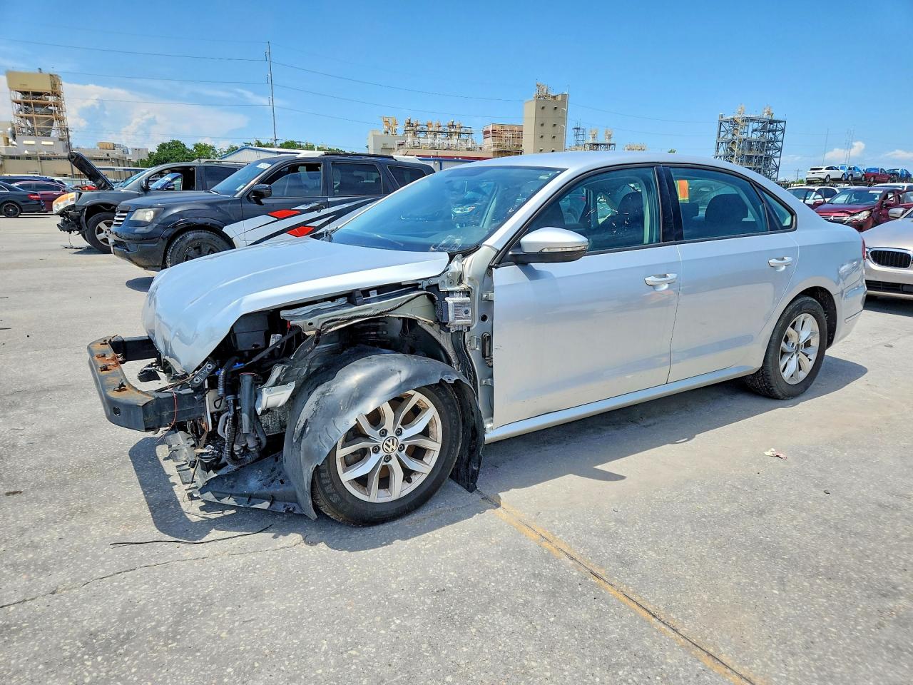 1VWAA7A34JC015553 · 2018 VOLKSWAGEN PASSAT