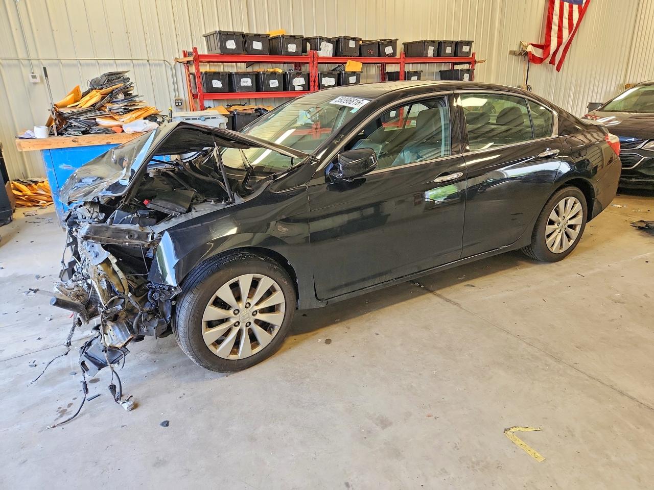 1HGCR3F80FA021324 · 2015 HONDA ACCORD