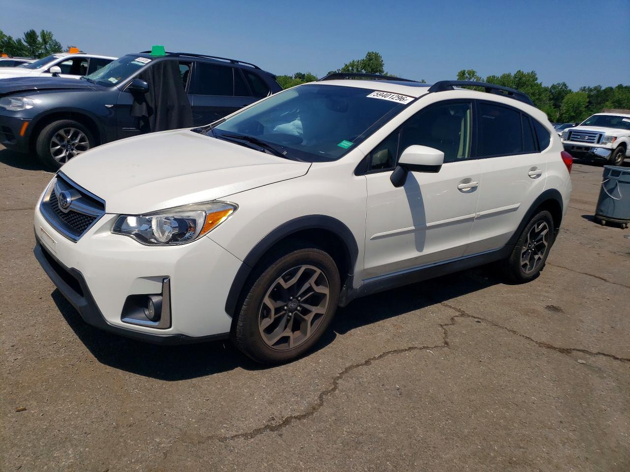JF2GPABC2G8282243 · 2016 SUBARU CROSSTREK