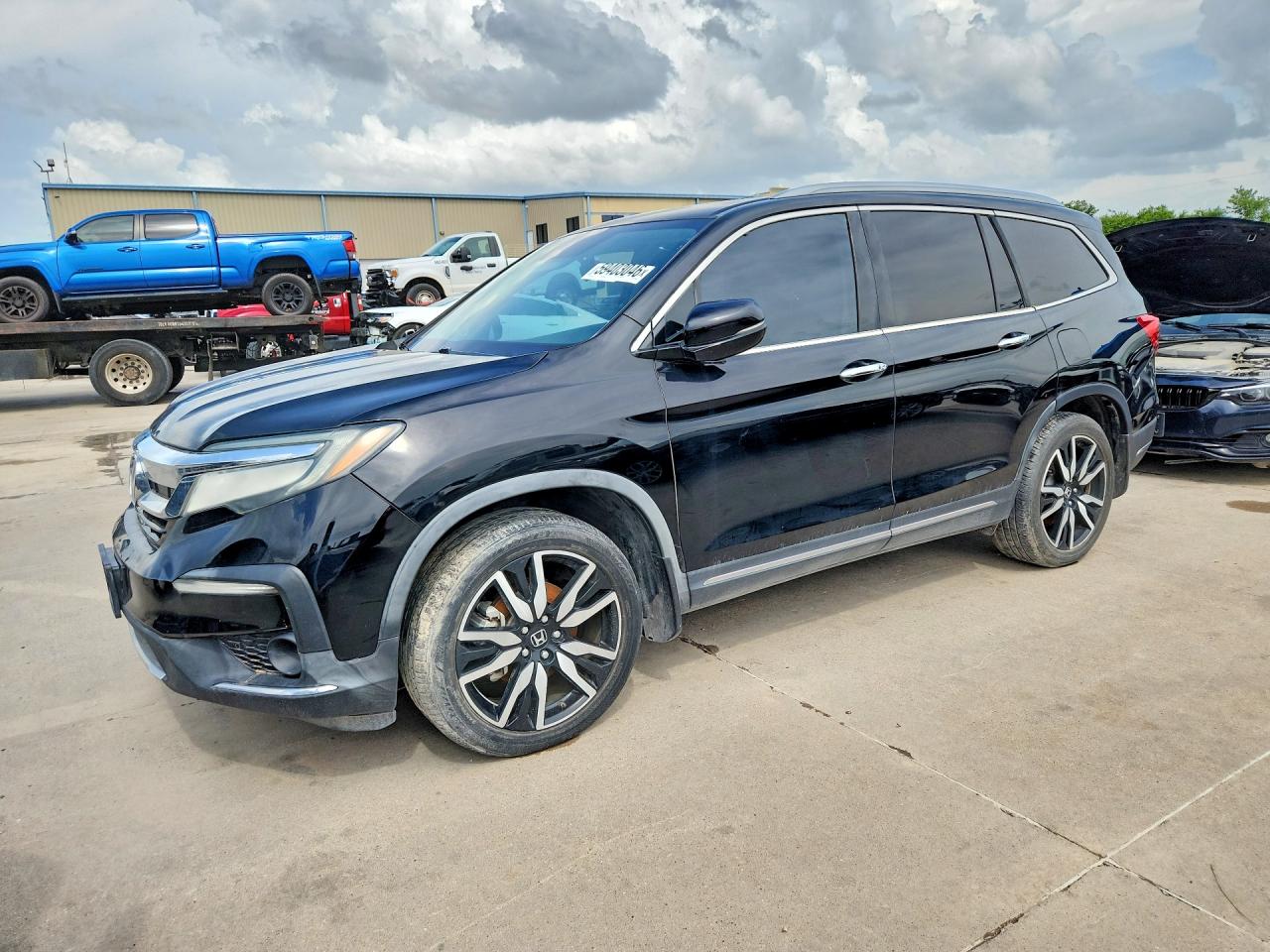 5FNYF6H96KB019549 · 2019 HONDA PILOT