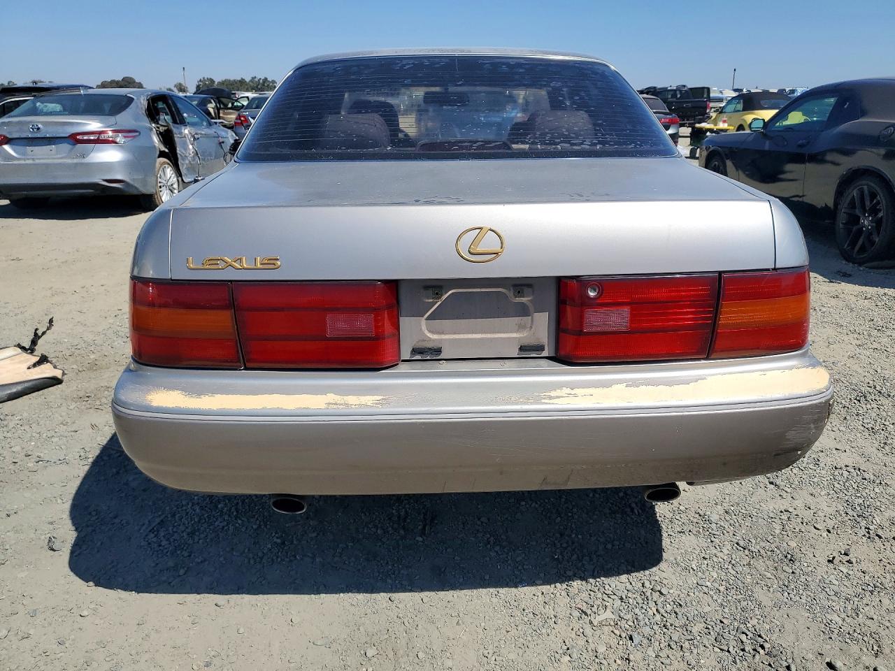 JT8UF11E6R0187529 · 1994 LEXUS LS · 6/12