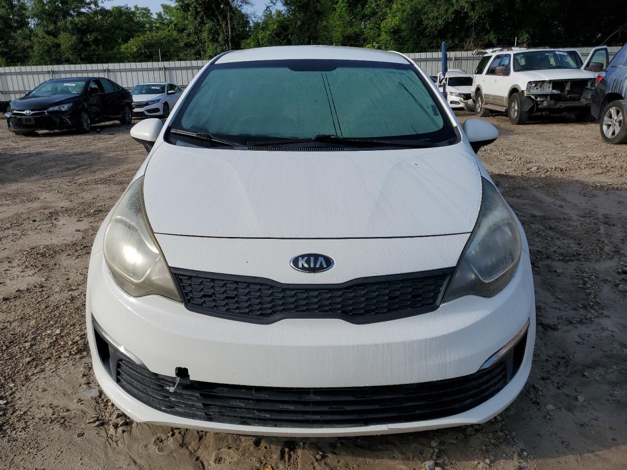 KNADM4A35G6684621 · 2016 KIA RIO · 5/13