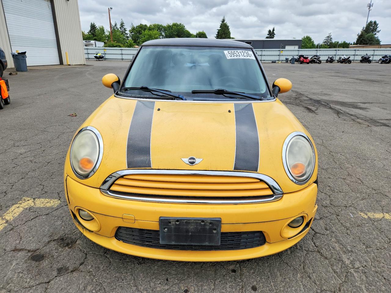 WMWMF33599TU73106 · 2009 MINI COOPER · 5/12