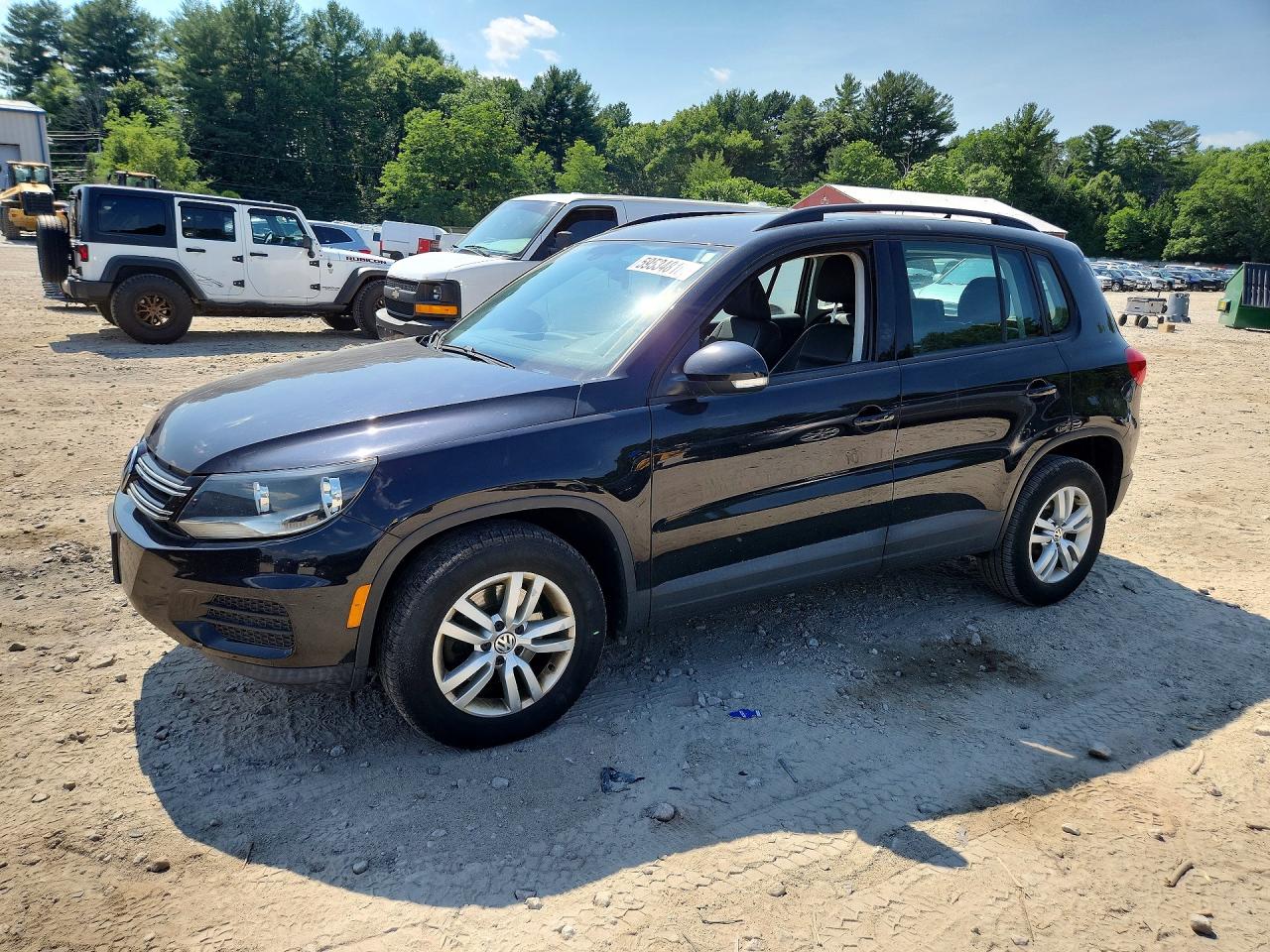 WVGBV7AX6HK021803 · 2017 VOLKSWAGEN TIGUAN