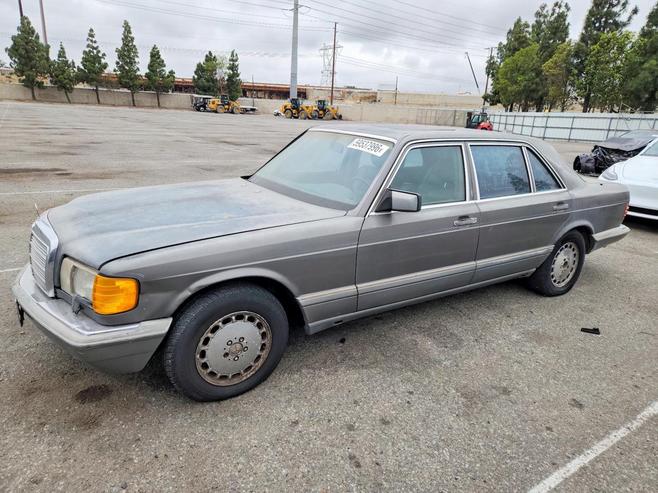 1991 MERCEDES-BENZ 560