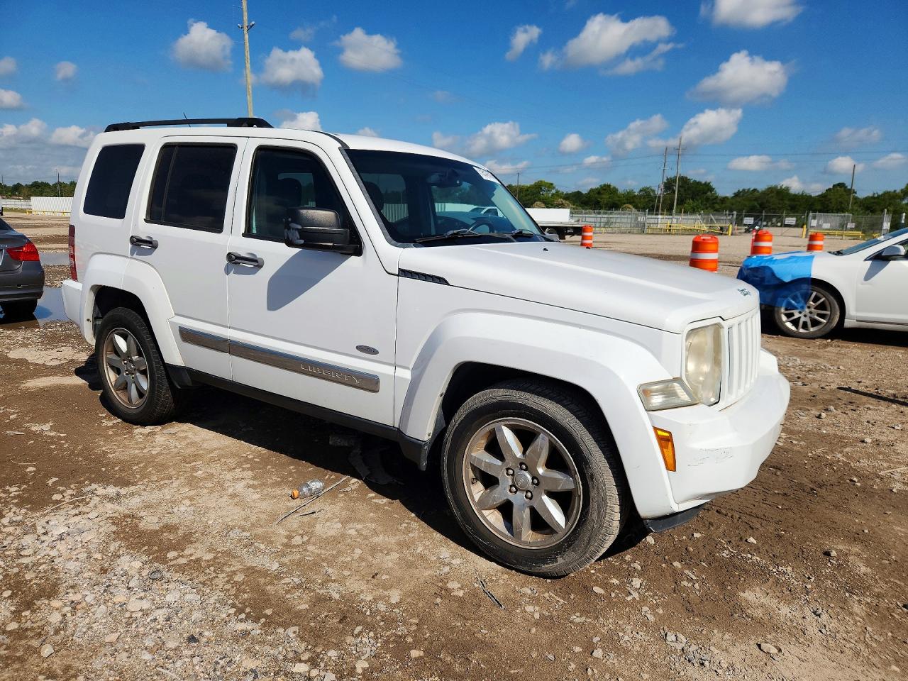 1C4PJMAK1CW195627 · 2012 JEEP LIBERTY · 4/12