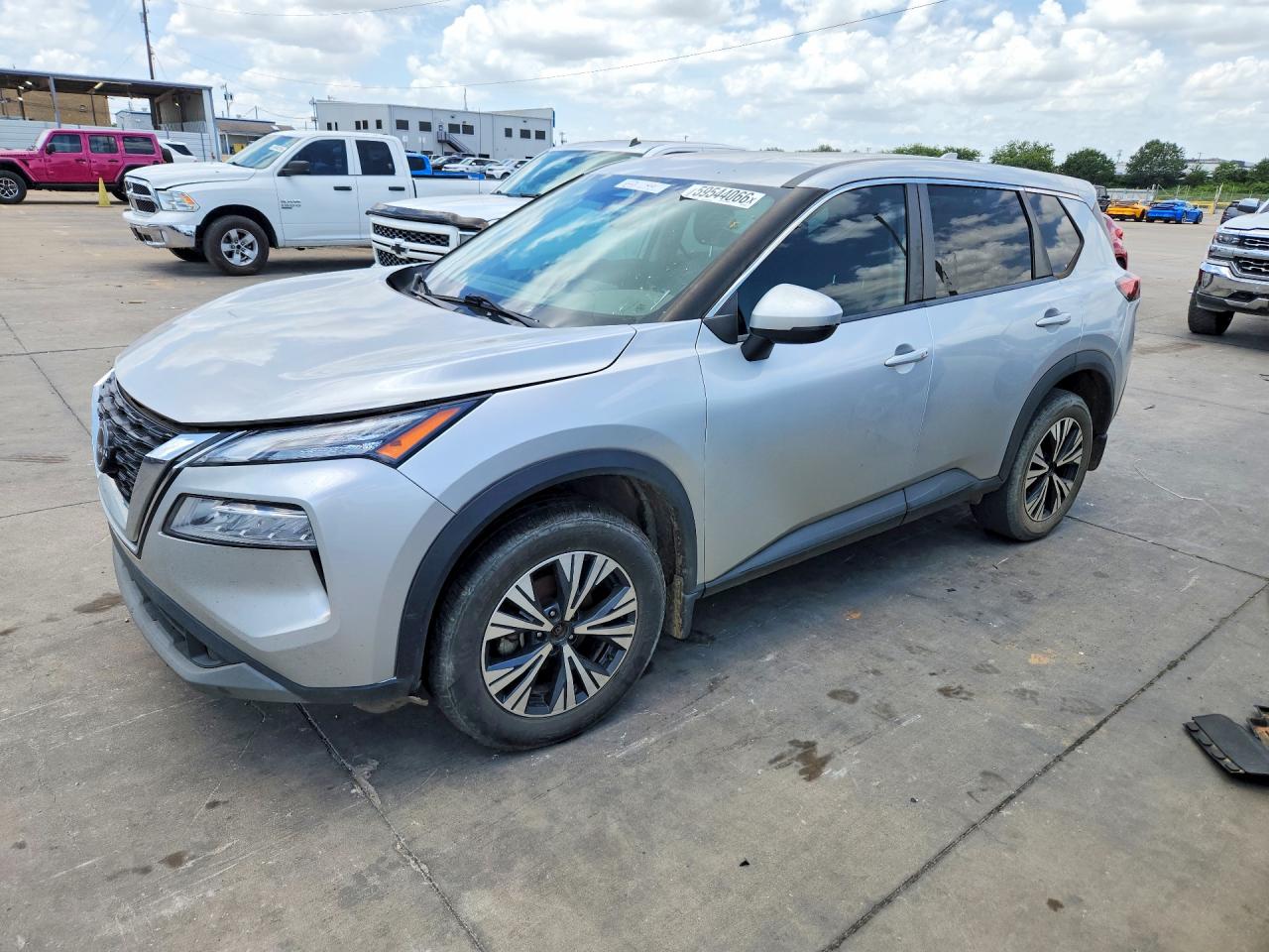 5N1BT3BA4NC680638 · 2022 NISSAN ROGUE