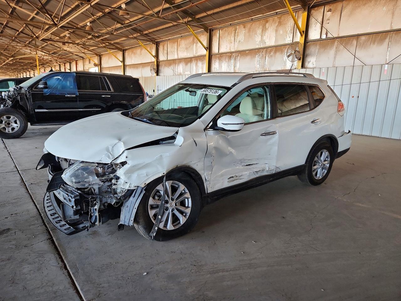 KNMAT2MV6GP685135 · 2016 NISSAN ROGUE