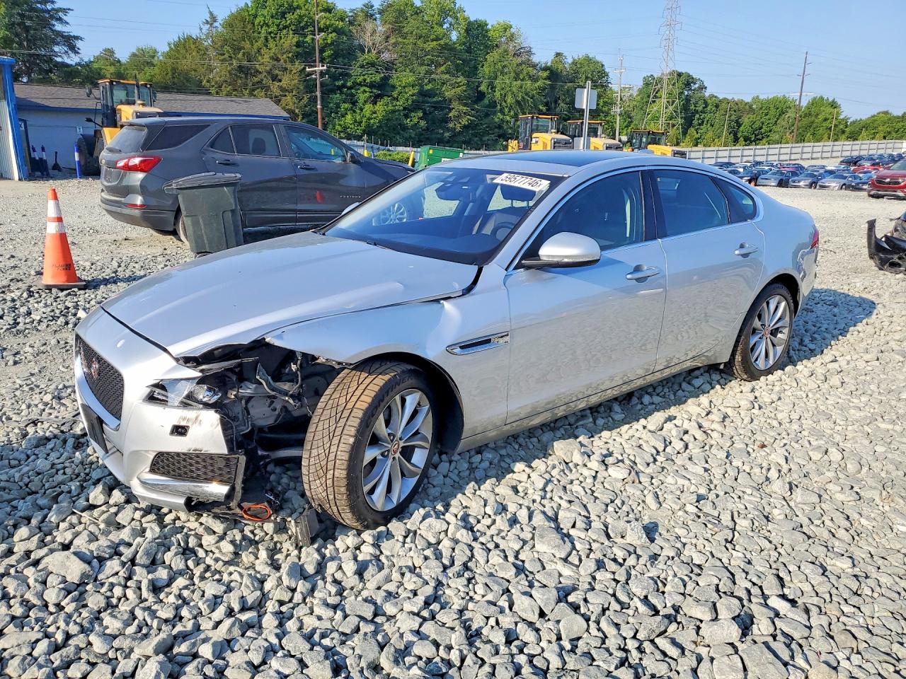 SAJBJ4BN9HCY42806 · 2017 JAGUAR XF