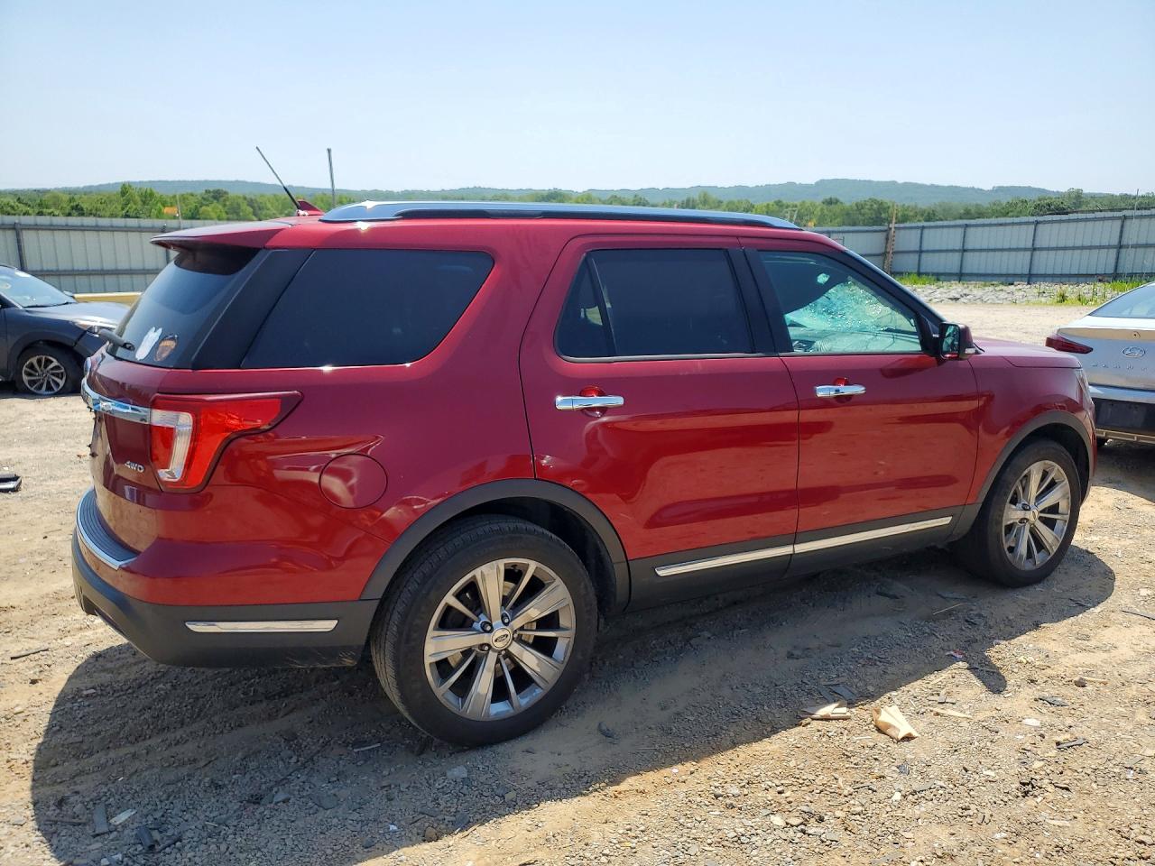 1FM5K8F8XKGB48836 · 2019 FORD EXPLORER · 3/13