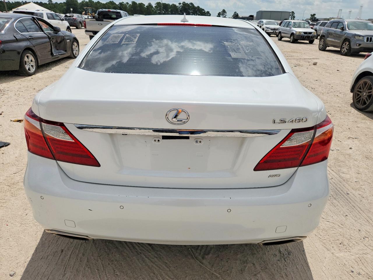 JTHCL5EFXC5013889 · 2012 LEXUS LS · 6/13