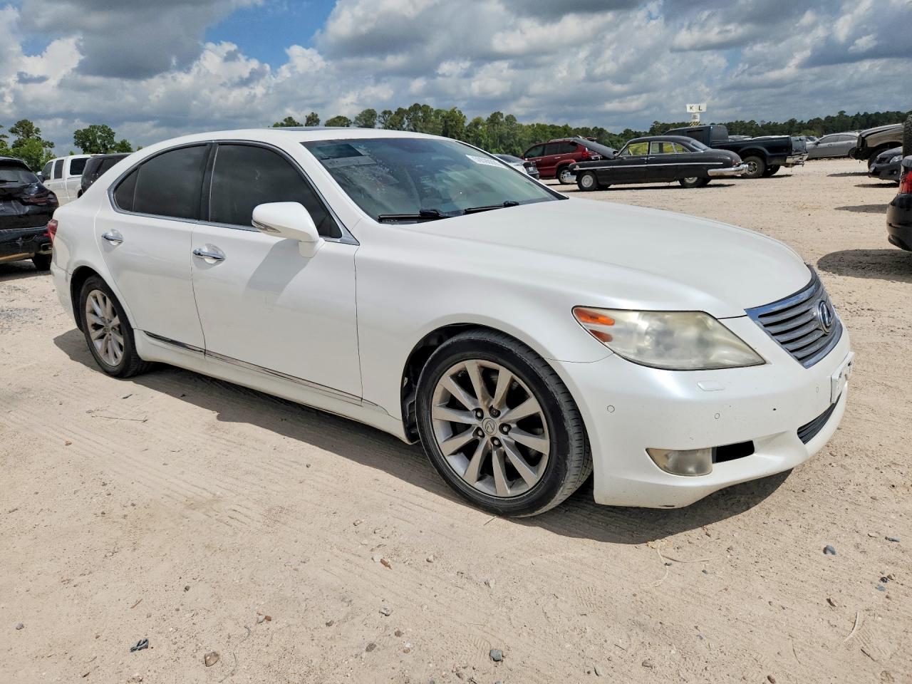 JTHCL5EFXC5013889 · 2012 LEXUS LS · 4/13