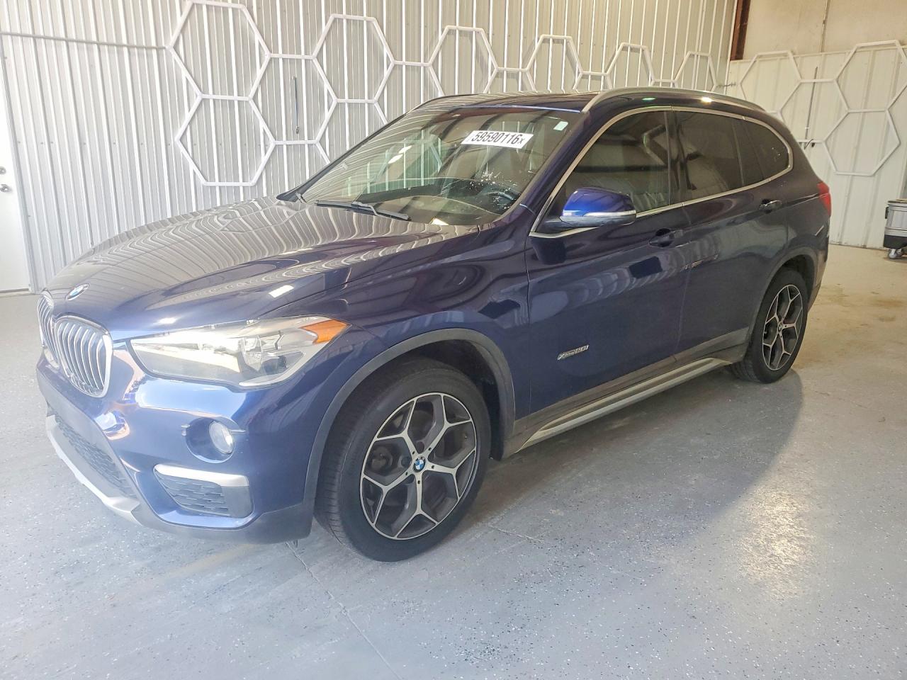 WBXHT3C38J5K23024 · 2018 BMW X1