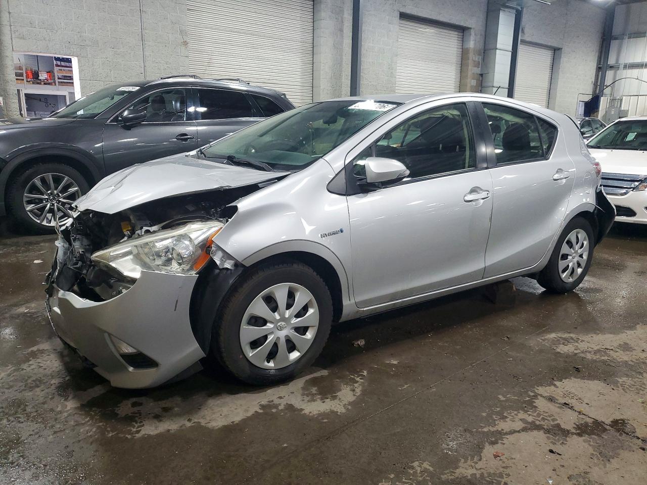 JTDKDTB31E1575196 · 2014 TOYOTA PRIUS C