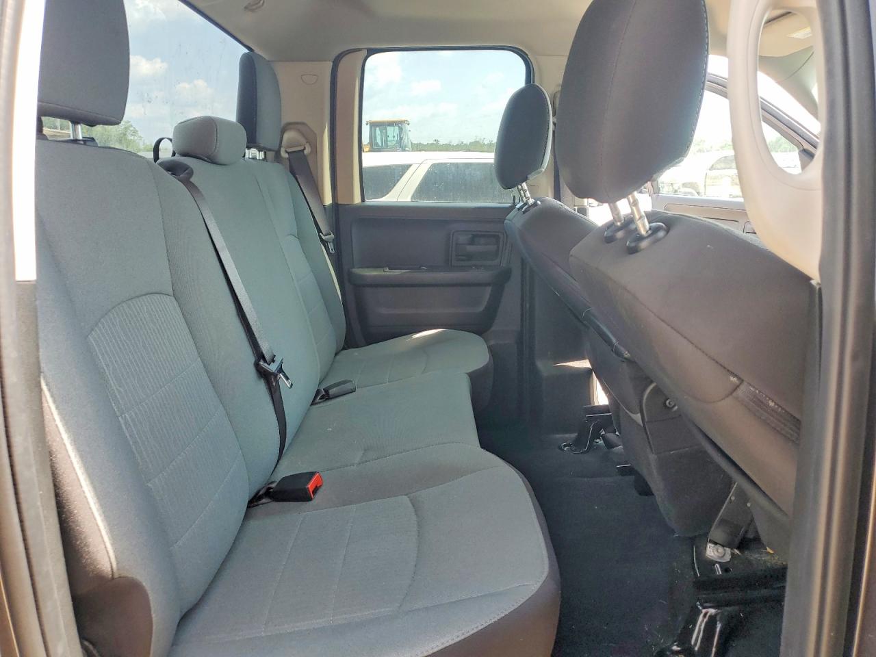 1C6RR7FG9PS538275 · 2023 RAM 1500 CLASSIC · 10/12