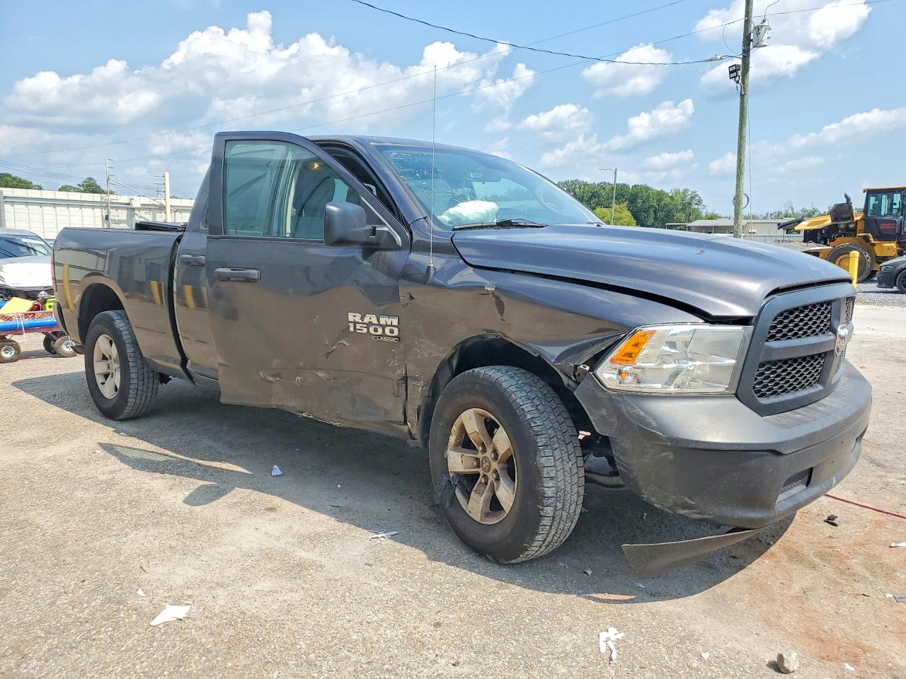 1C6RR7FG9PS538275 · 2023 RAM 1500 CLASSIC · 4/12