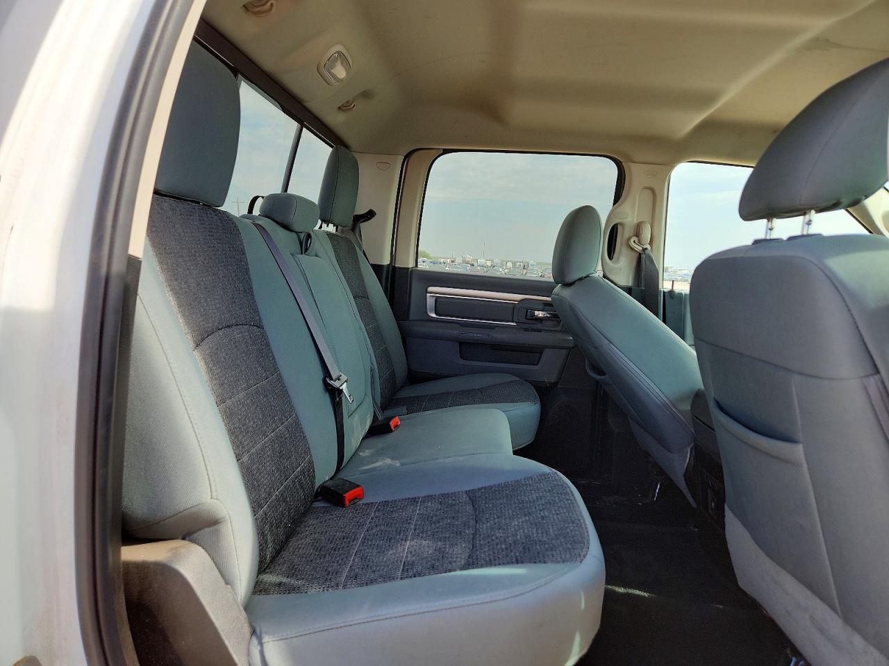1C6RR6LT7KS528977 · 2019 RAM 1500 CLASSIC · 10/12