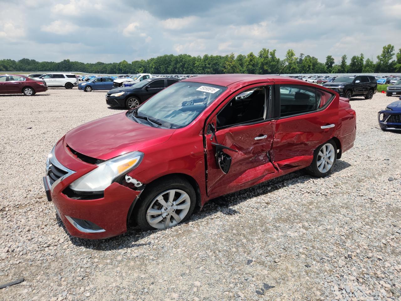 3N1CN7AP3FL869855 · 2015 NISSAN VERSA