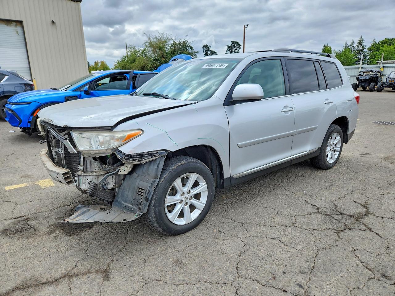 2011 TOYOTA HIGHLANDER