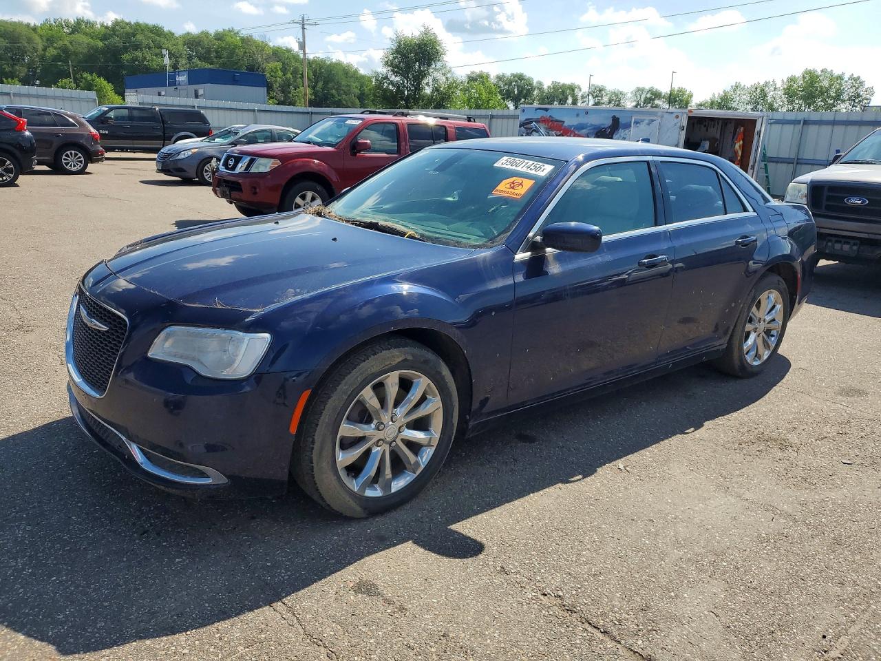 2C3CCARG3HH588207 · 2017 CHRYSLER 300