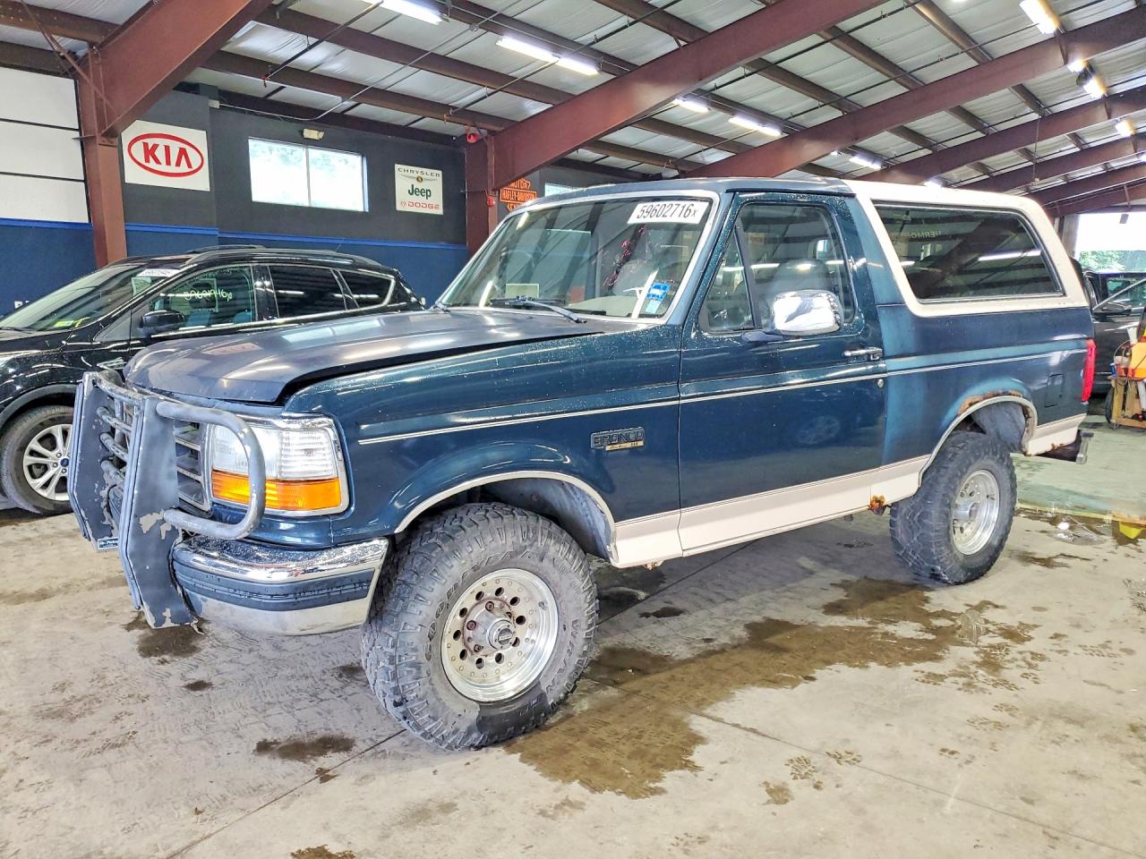1FMEU15NXPLA40353 · 1993 FORD BRONCO
