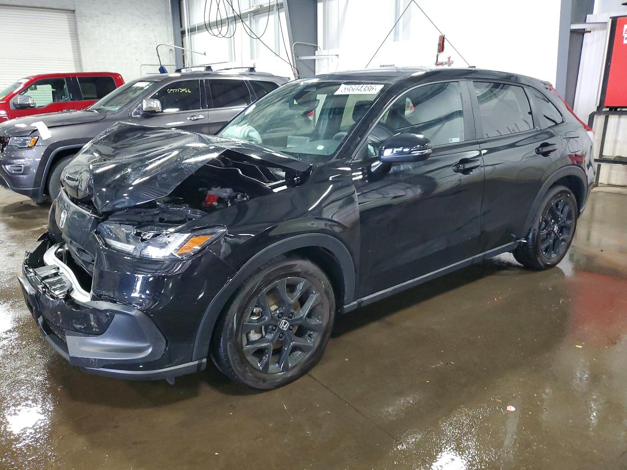 3CZRZ2H59RM782246 · 2024 HONDA HR-V