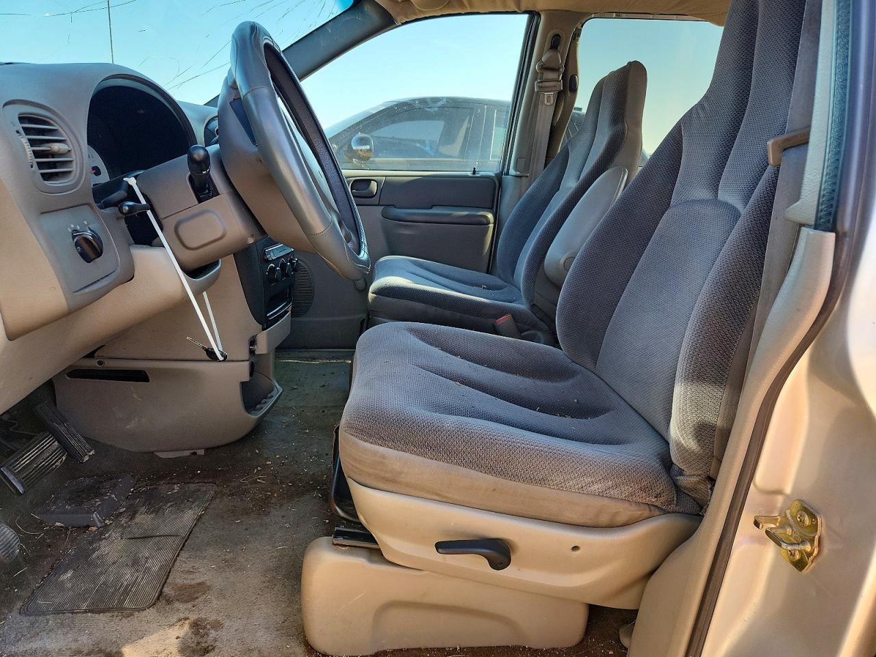 1B4GP25372B648335 · 2002 DODGE CARAVAN · 7/13