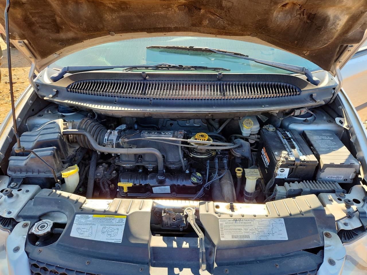 1B4GP25372B648335 · 2002 DODGE CARAVAN · 12/13