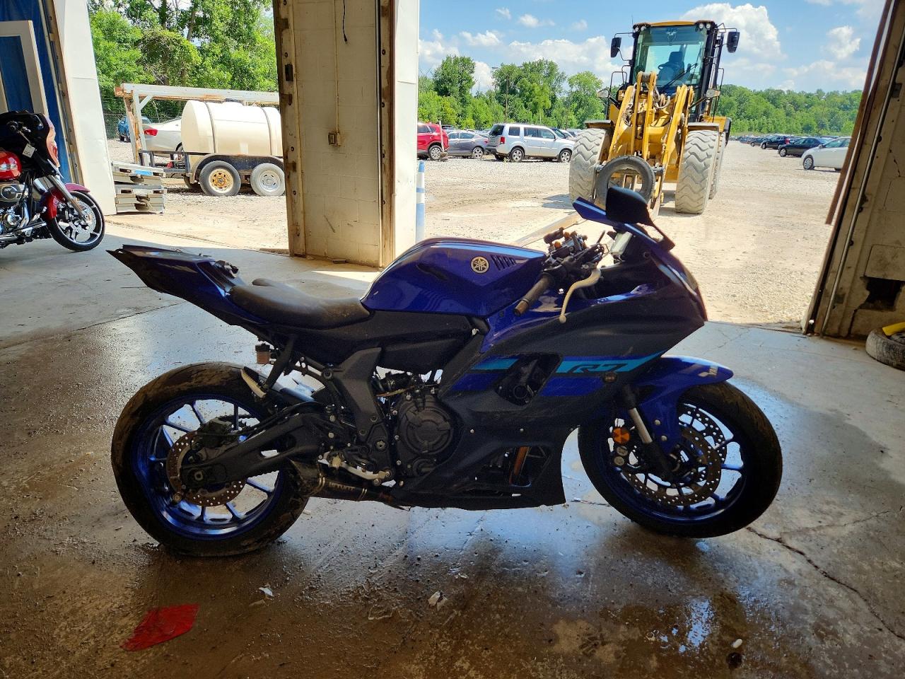 2024 YAMAHA YZFR7