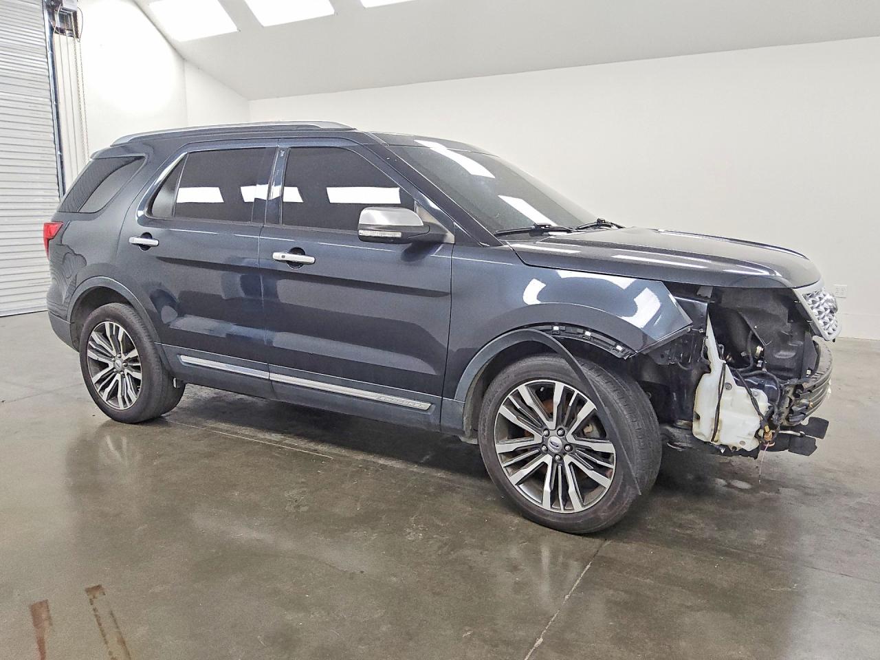 1FM5K8HT4HGA61895 · 2017 FORD EXPLORER · 4/13