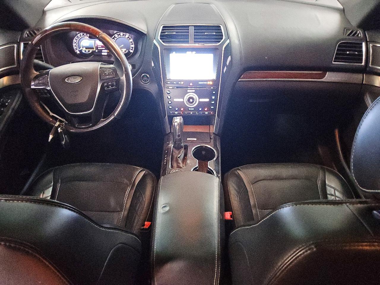 1FM5K8HT4HGA61895 · 2017 FORD EXPLORER · 8/13