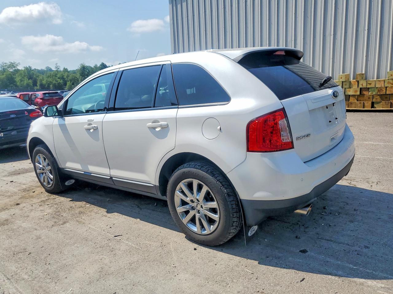 2FMDK4JC8EBA98045 · 2014 FORD EDGE · 2/13