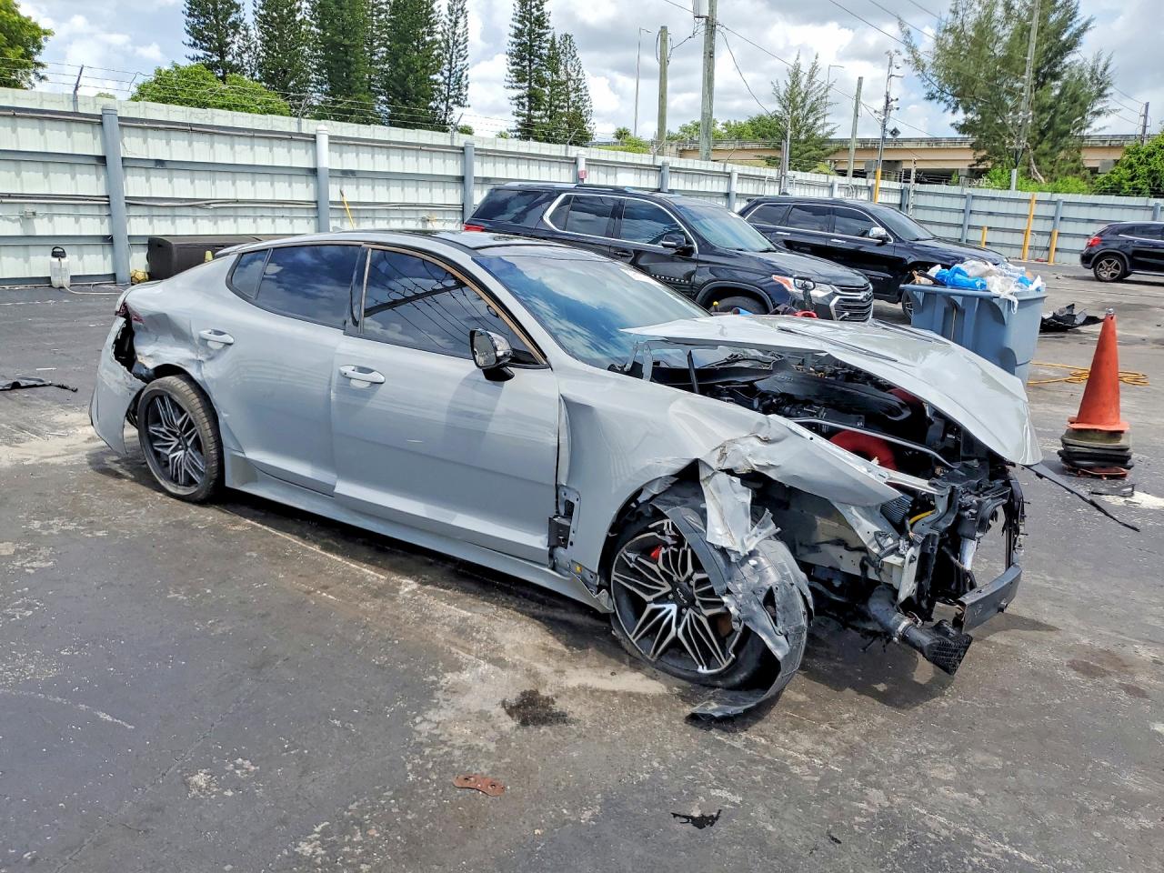 KNAE45LC8N6113015 · 2022 KIA STINGER · 4/12