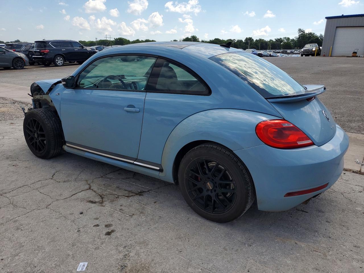 3VWVT7AT0EM665450 · 2014 VOLKSWAGEN BEETLE · 2/13