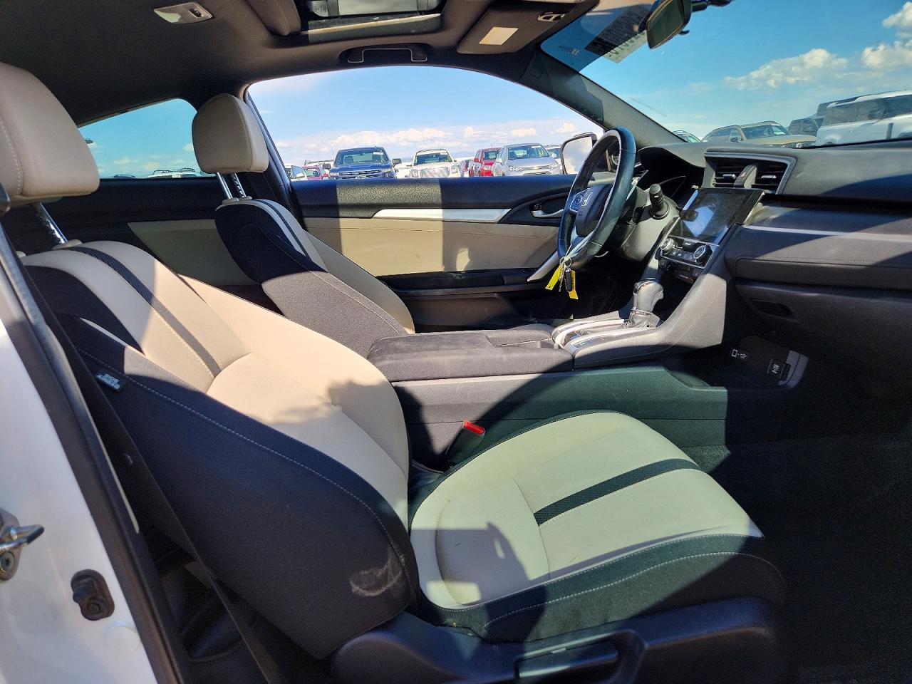 2HGFC3B35JH350233 · 2018 HONDA CIVIC · 10/12