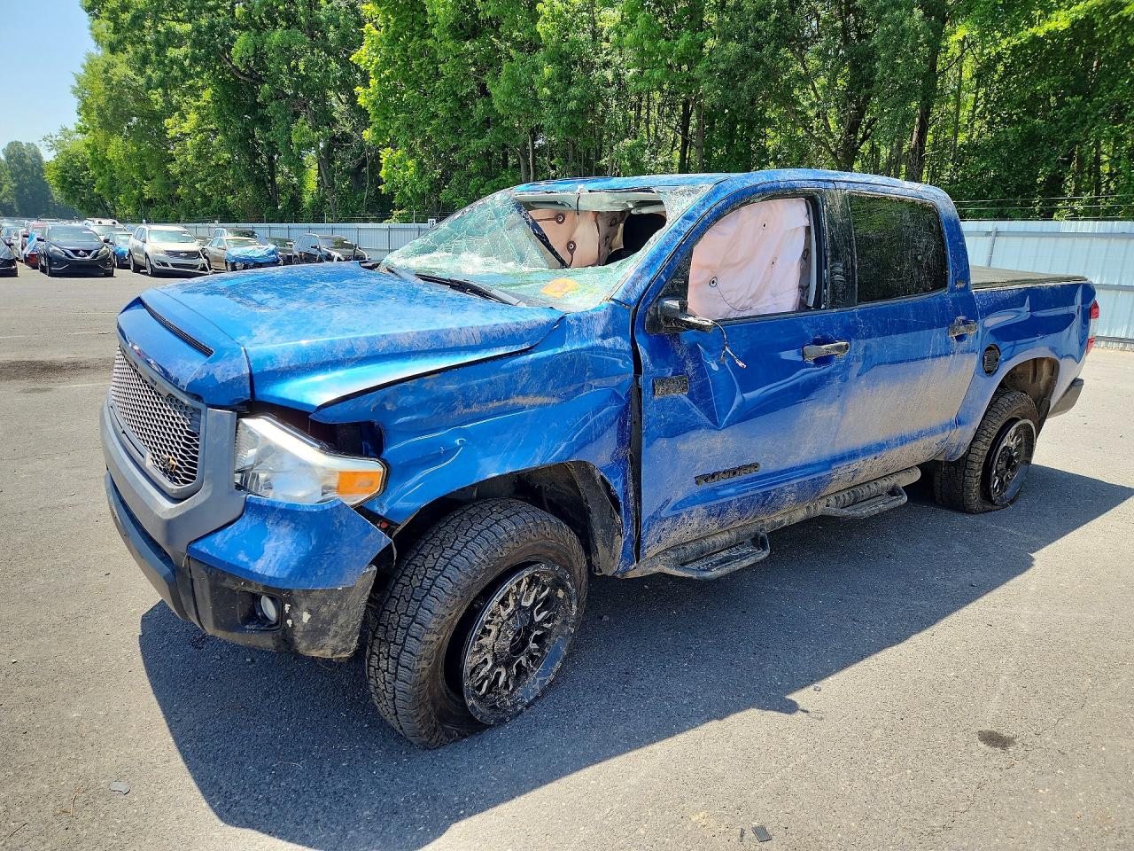 5TFDY5F10HX632782 · 2017 TOYOTA TUNDRA